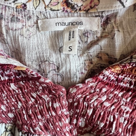 Maurices Flutter Sleeve Peasant-Style Blouse. Size: Small - Picture 8 of 12